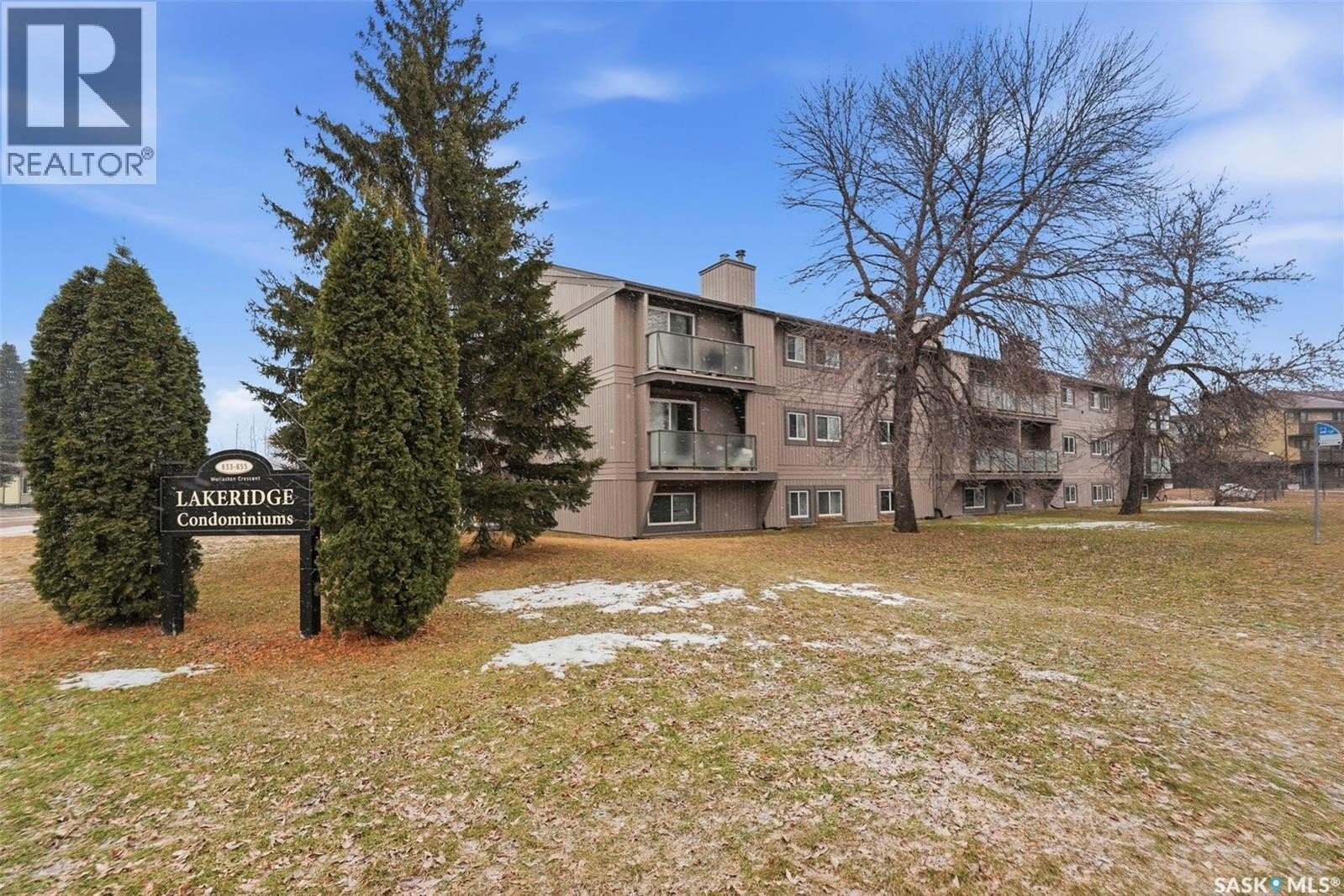 855 Wollaston Cres, Saskatoon, SK, S7J4G1