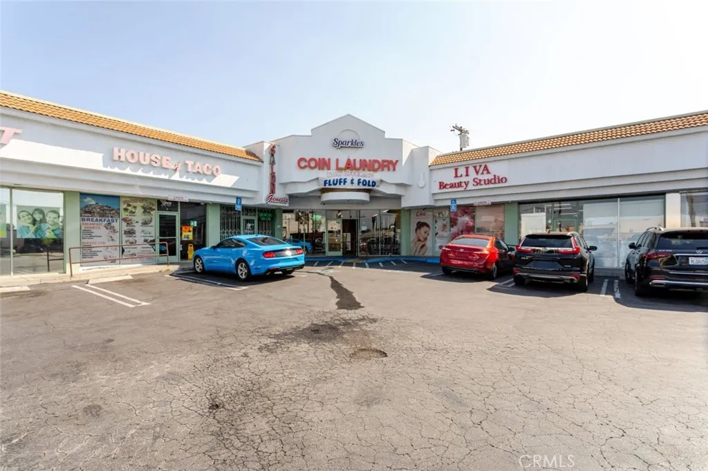Additional image 25 of 13521 Sherman Way, Van Nuys, CA 91405