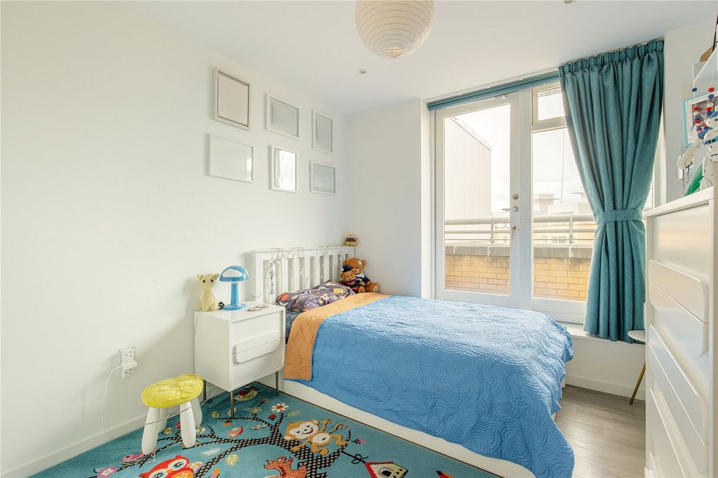 Additional image 11 of 3 bed flat for saleHomerton Street, Cambridge, Cambridgeshire CB2