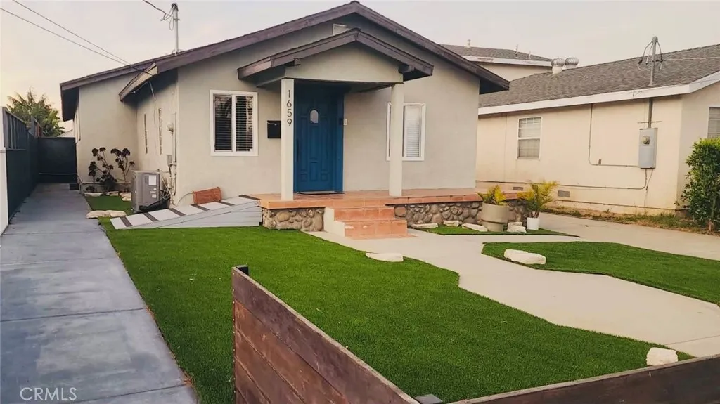 1659 W 215th St, Torrance, CA 90501