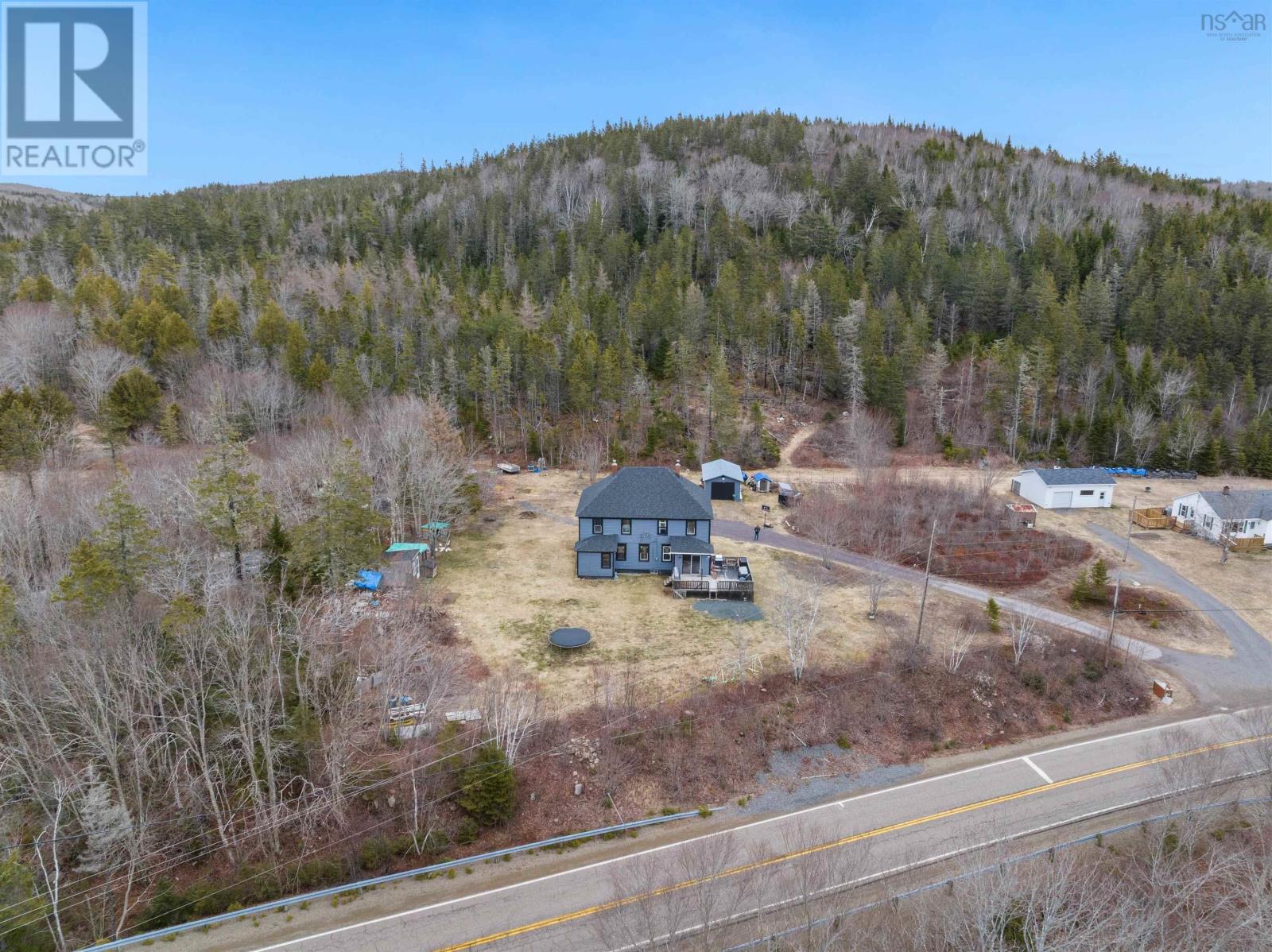 16236 Highway 316