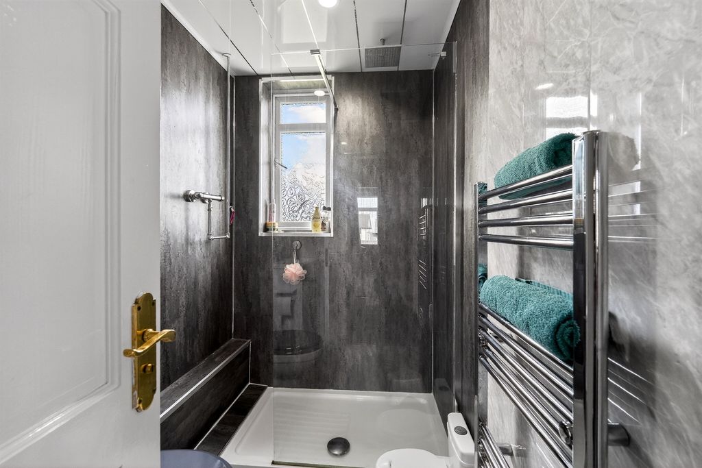 Additional image 8 of 2 bed flat for saleMckinlay Crescent, Irvine KA12