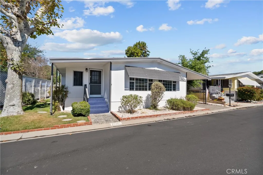 Additional image 3 of 21207 Jimpson Way, Canyon Country, CA 91351
