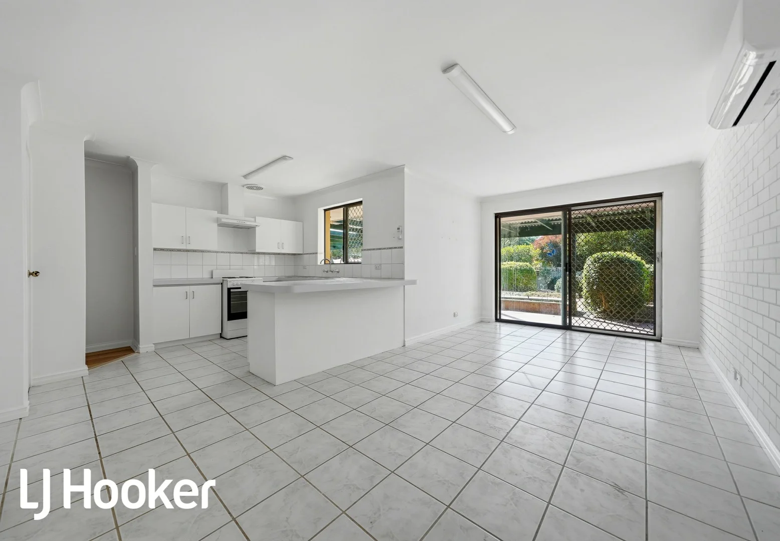 Additional image 6 of 70 Moorpark Avenue, Yanchep WA 6035