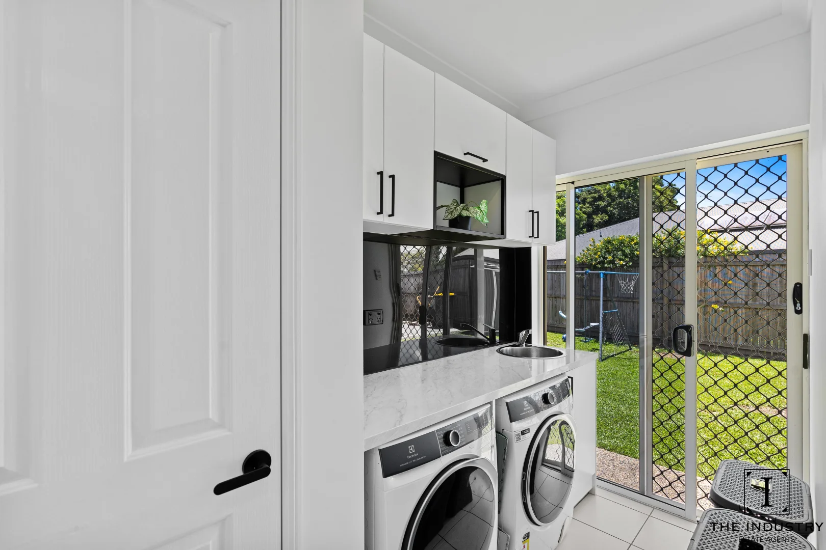 Additional image 8 of 47 Timberlea Drive East, Bentley Park QLD 4869