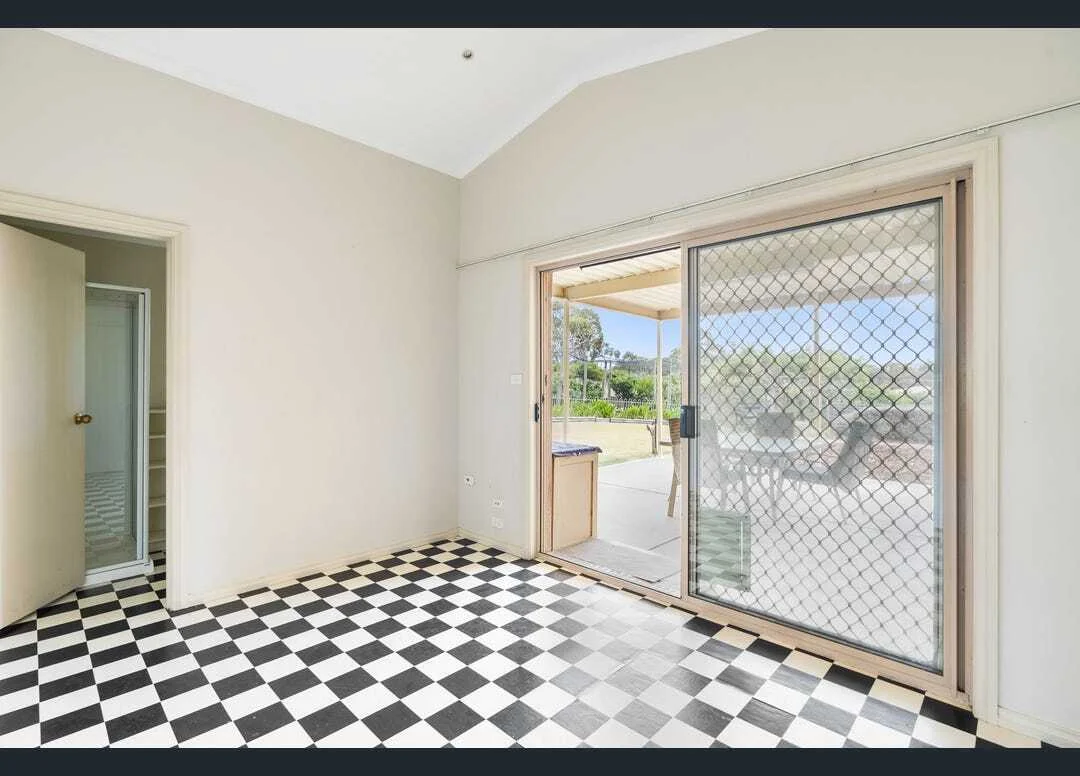 Additional image 11 of 121 Waggon Road, Victor Harbor SA 5211