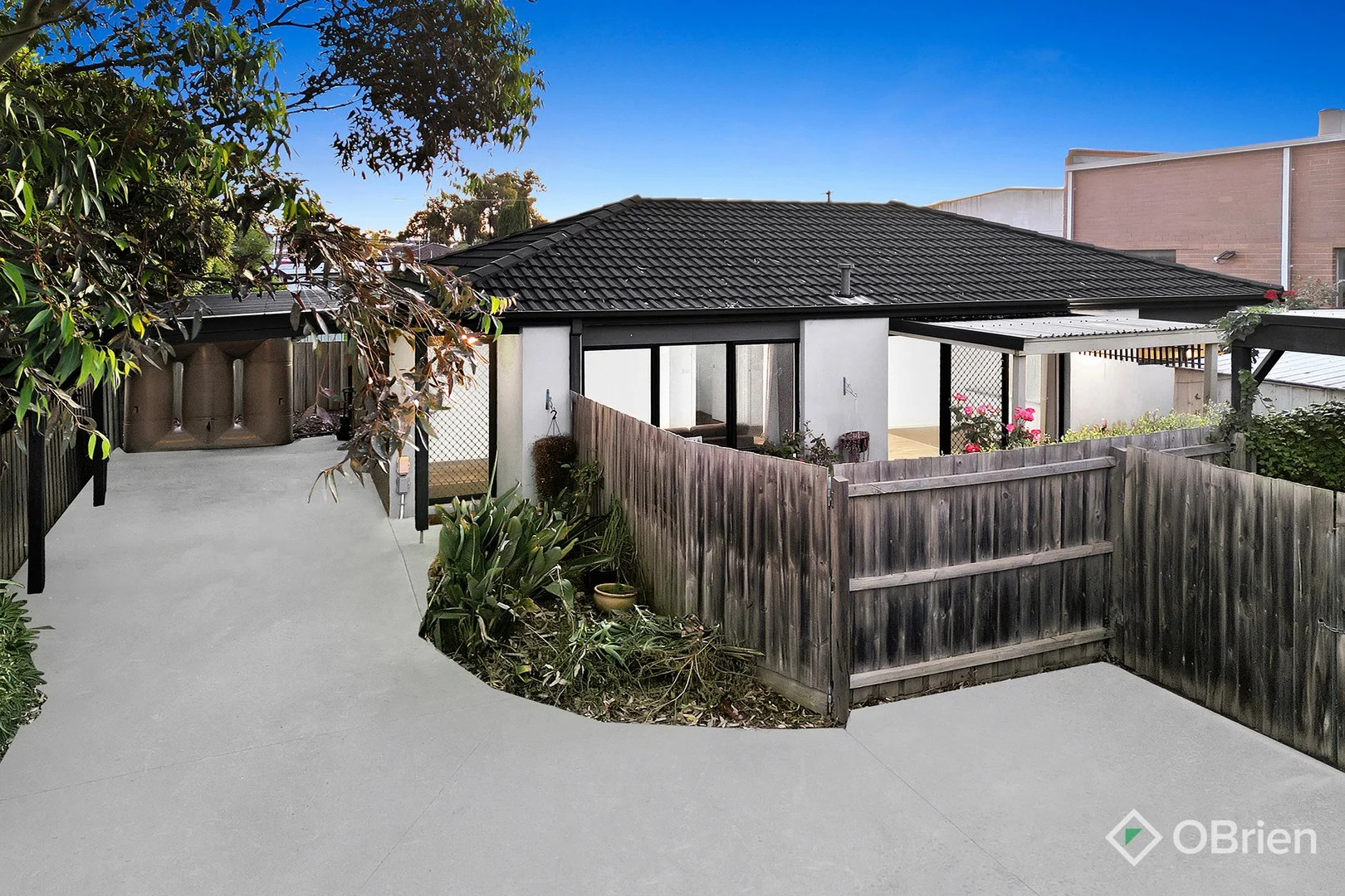 8b Normanby Street, Cranbourne VIC 3977