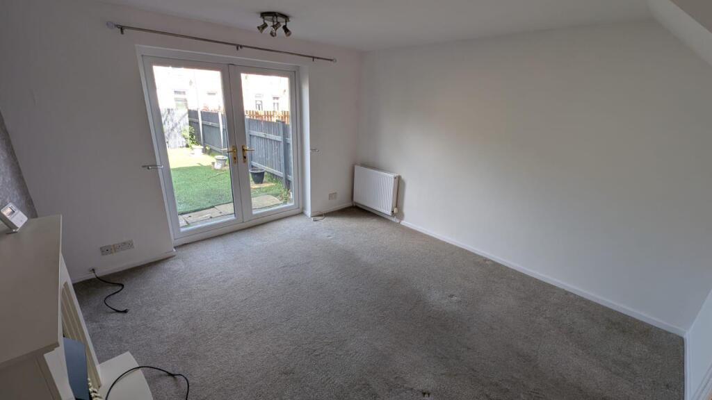 Greenfell Close photo 3