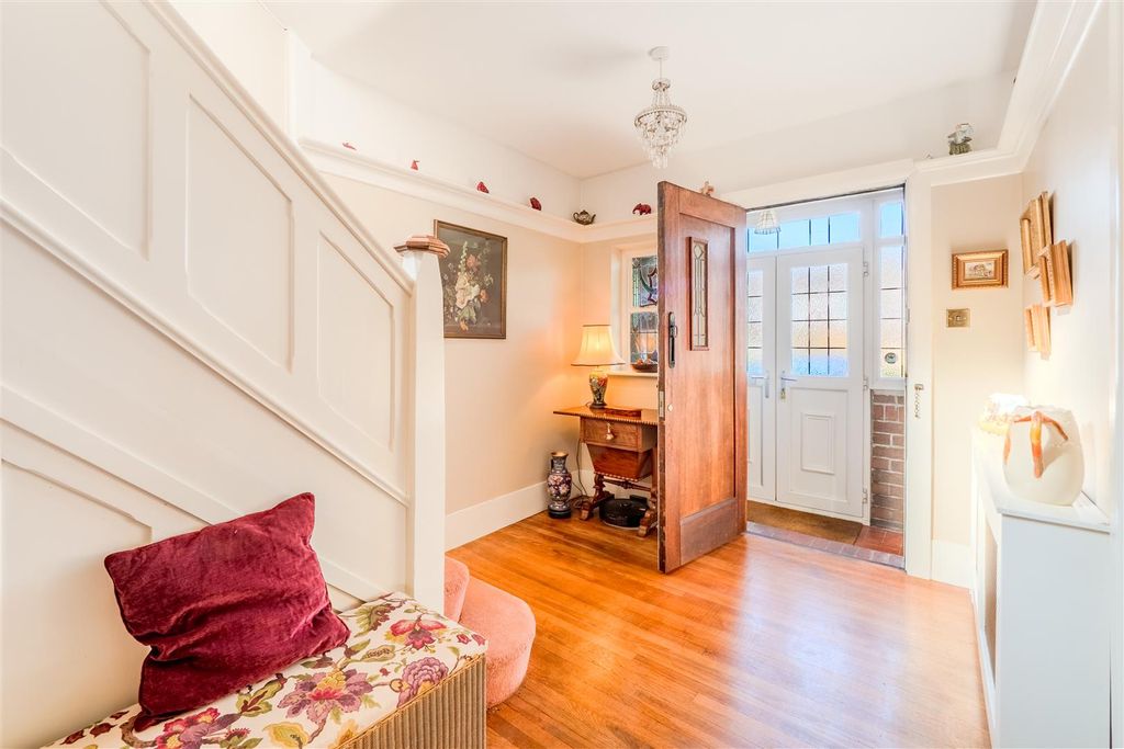 Additional image 5 of 4 bed detached house for saleHandsome Detached Home On The Dell, Westbury-On-Trym, Bristol BS9