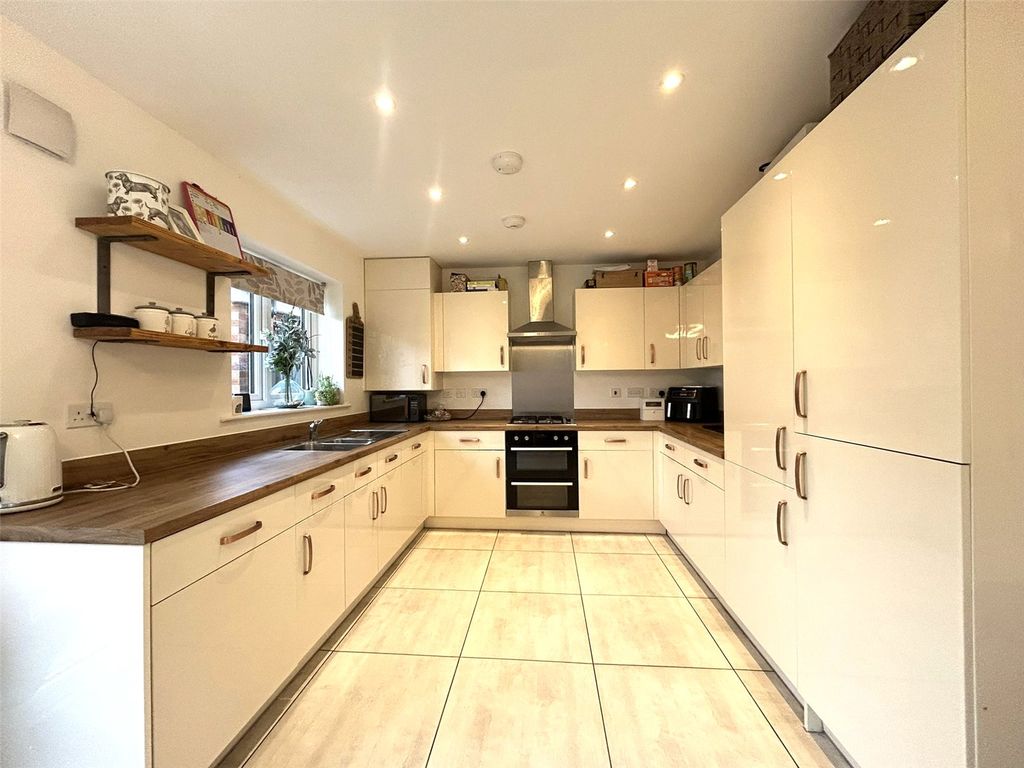 Additional image 4 of 3 bed detached house for salePear Tree Drive, Chard, Somerset TA20