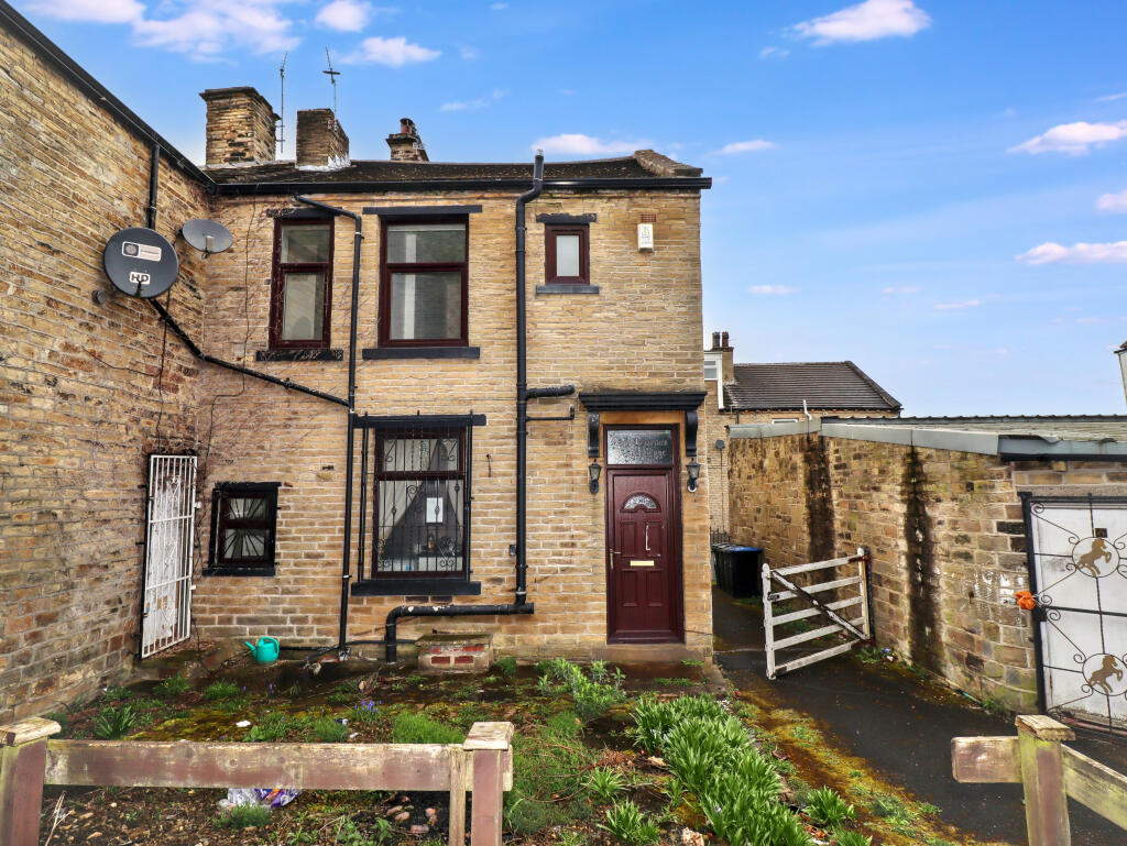 4 Cordingley Street, Bradford BD4 0PP
