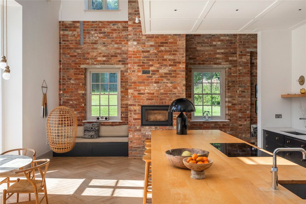 Additional image 6 of 6 bed equestrian for saleOvington, Alresford, Hampshire SO24