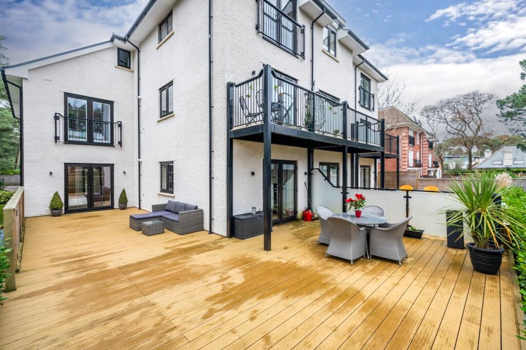 Hawkhurst, 59 Haven Road, Canford Cliffs , BH13