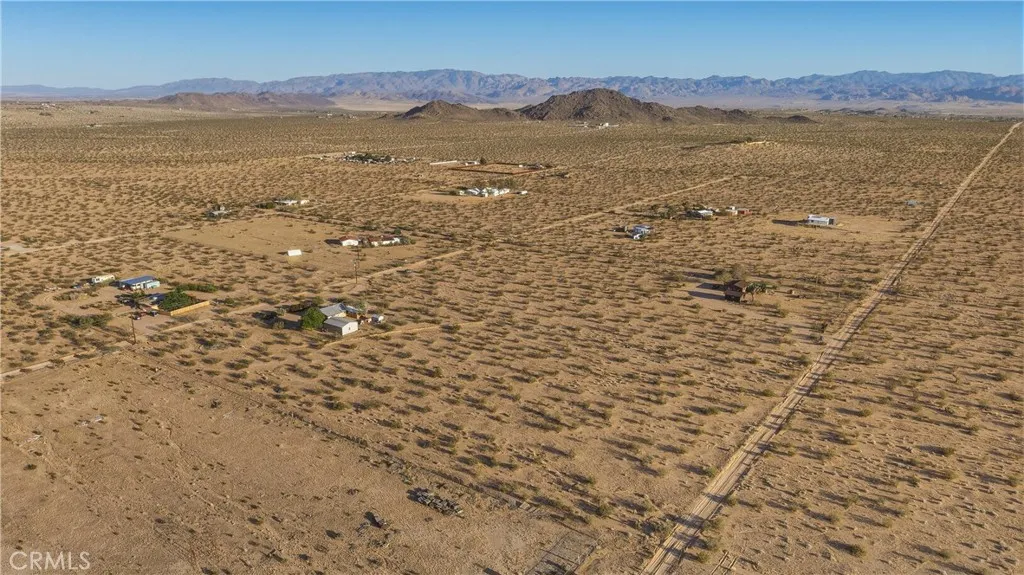 Additional image 65 of 1040 Jackalope Avenue, Joshua Tree, CA 92252