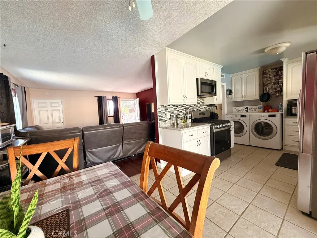 Additional image 6 of 12471 Claretta St, Pacoima, CA 91331