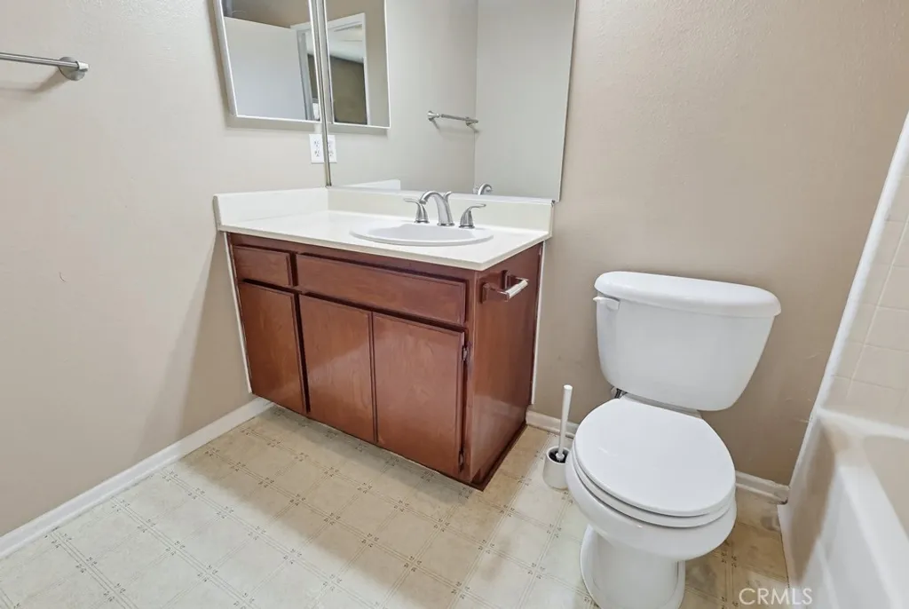 Additional image 57 of 19018 Sherman Way Unit 110, Reseda, CA 91335
