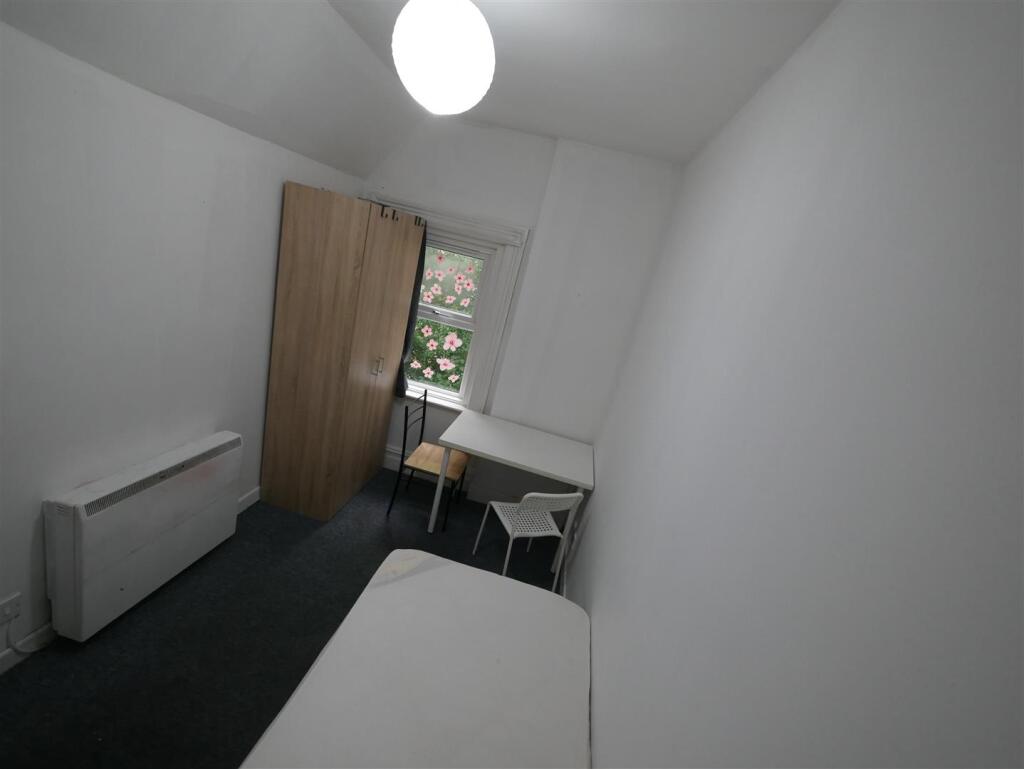 Additional image 2 of The Mount, Bournemouth, BH1