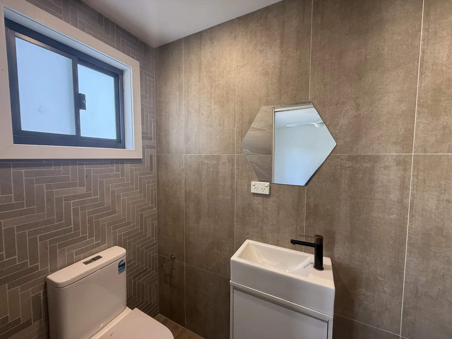 Additional image 7 of 31A Georgina Avenue, Gorokan NSW 2263