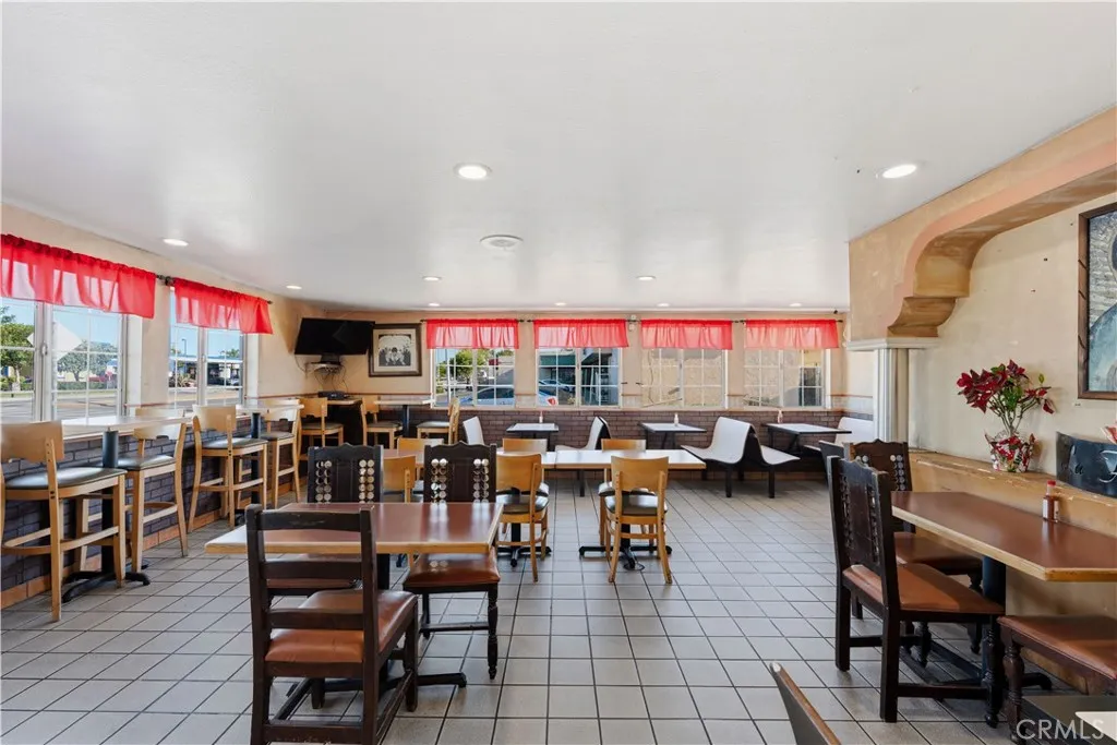 Additional image 27 of 3350 Saviers Rd, Oxnard, CA 93033