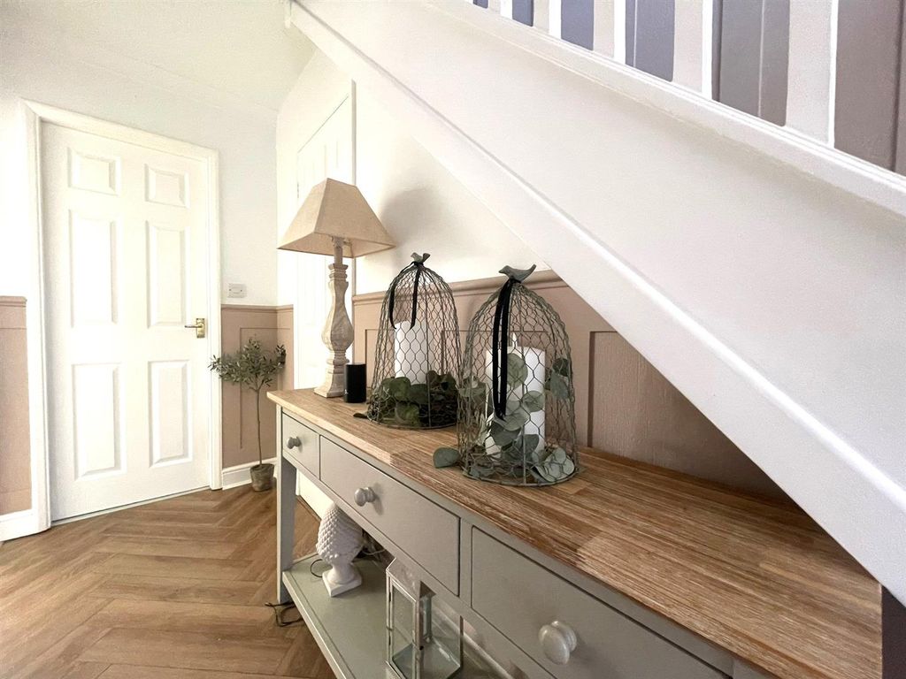 Additional image 2 of 4 bed detached house for saleCastle Park, Aldbrough, Hull HU11