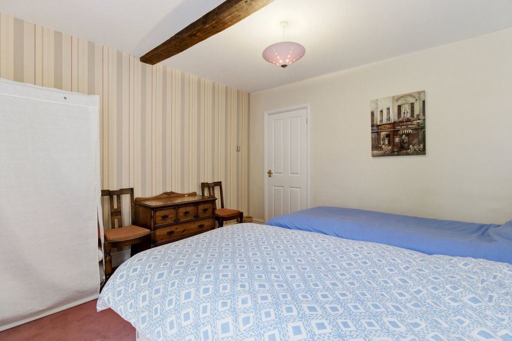Additional image 10 of 2 bed flat for saleEssington House, Malvern WR14
