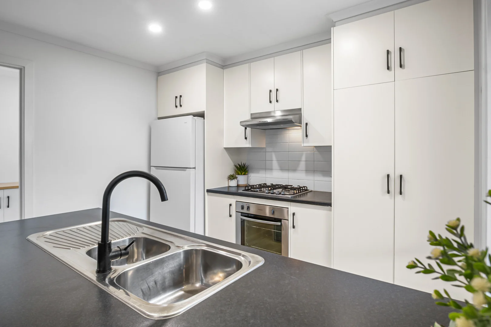 Additional image 12 of 1 Gunn Close, Morphett Vale SA 5162