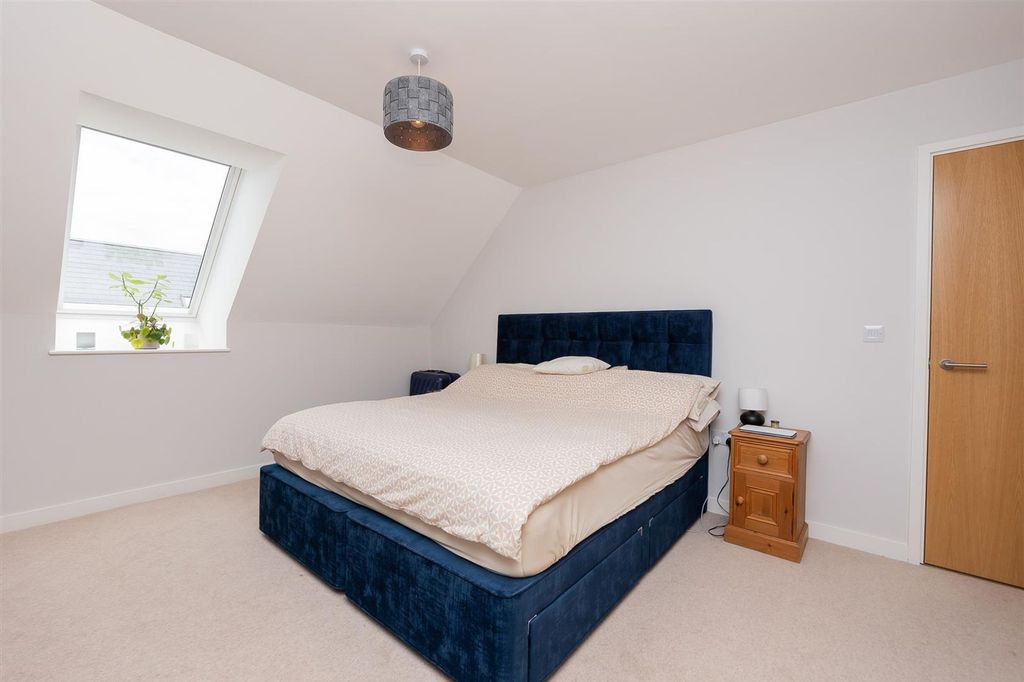 Additional image 11 of 3 bed flat for saleRope Walk, Hope Quay Rope Walk BS1