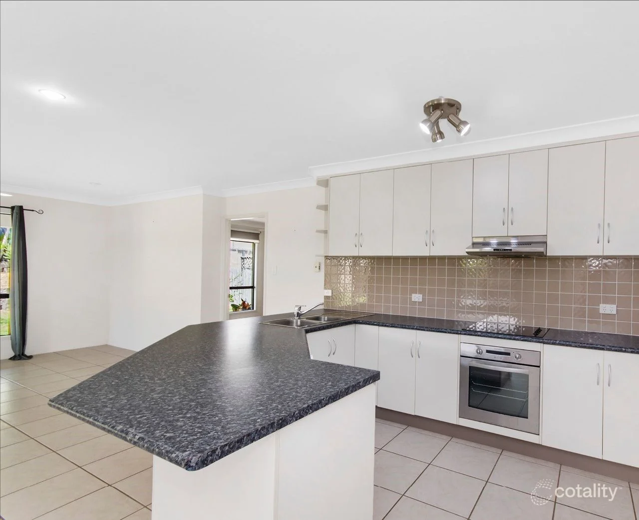 Additional image 3 of 27 Timbury Way, Mount Louisa QLD 4814