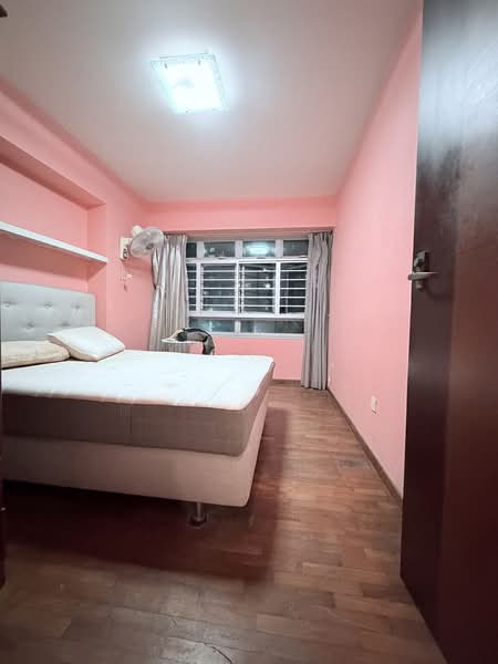 301A Punggol Central photo 5
