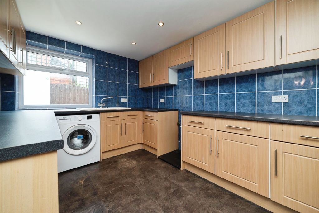 Additional image 2 of 3 bed end terrace house for saleQueensgate Street, Hull HU3