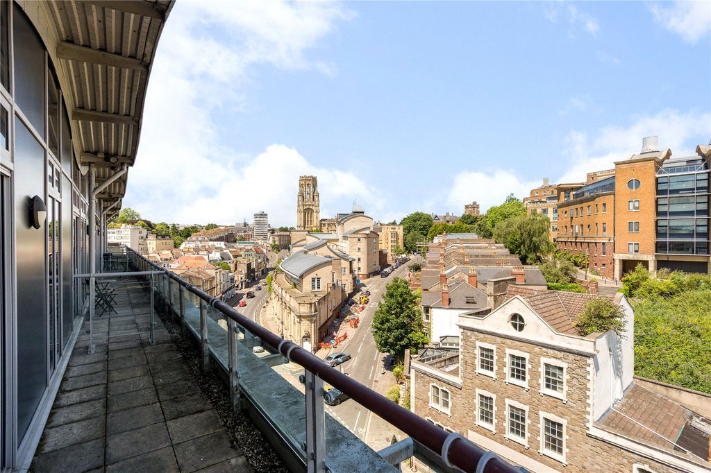 Additional image 15 of 2 bed flat for saleThe Panoramic, 30 Park Row, Bristol BS1