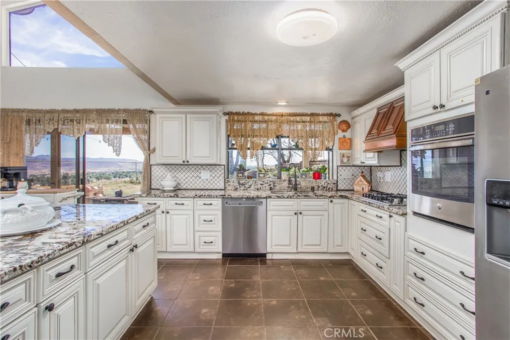Additional image 76 of 435 W Indian School Ln, Banning, CA 92220