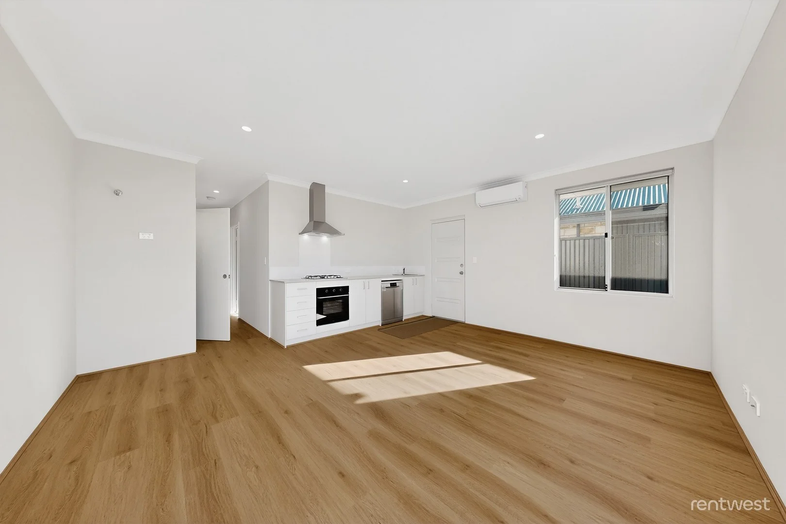 9A Kembla Wy, Lakelands WA 6180