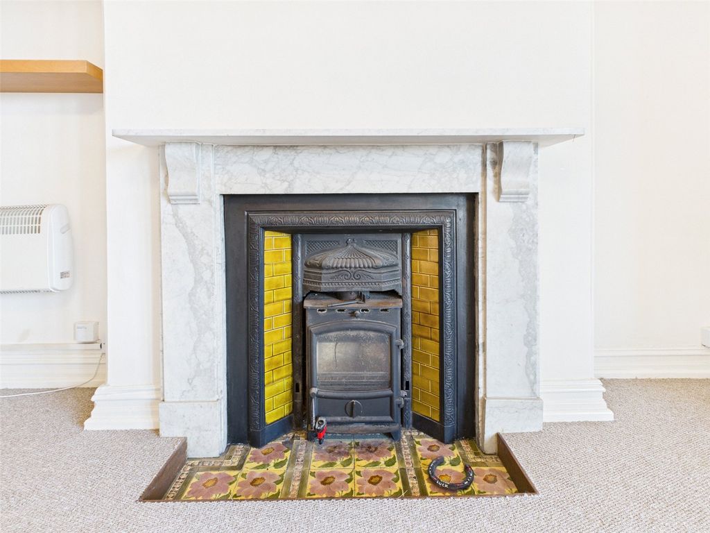 Additional image 7 of 1 bed flat for saleMolesworth Street, Wadebridge, Cornwall PL27