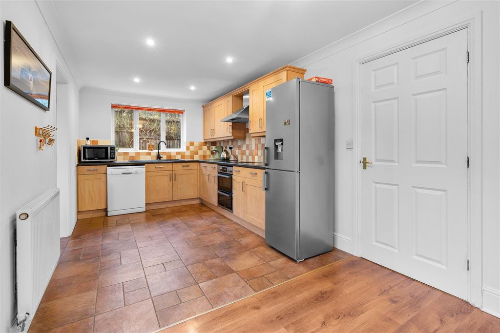 Additional image 7 of 4 bed detached house for saleKingfisher Close, Hartlepool TS26