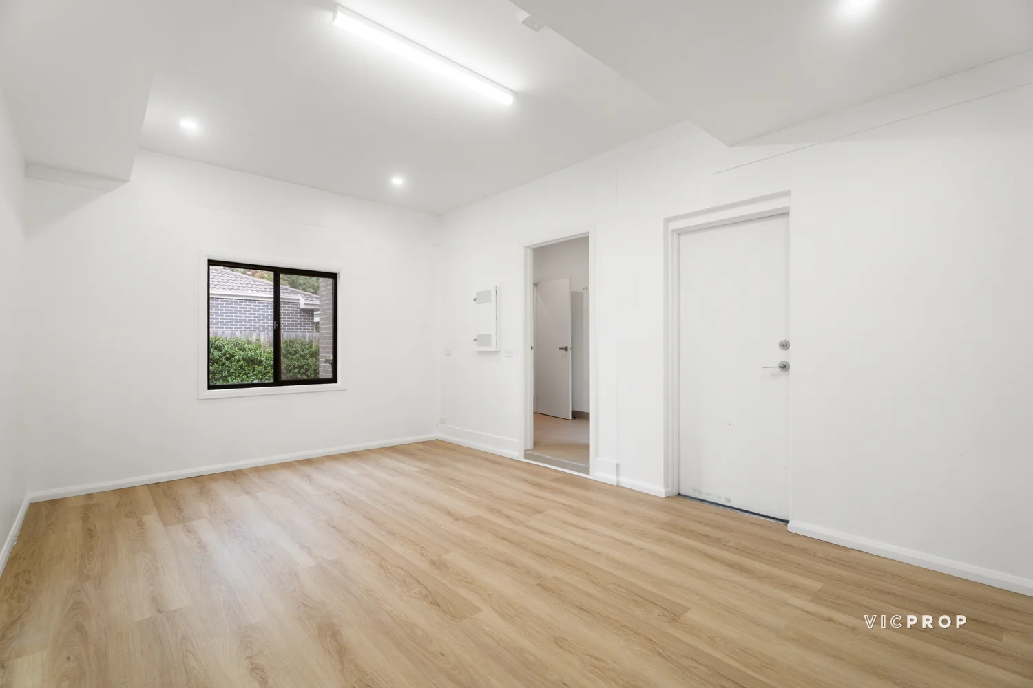 Additional image 4 of 3/24 Pennell Avenue, St Albans VIC 3021
