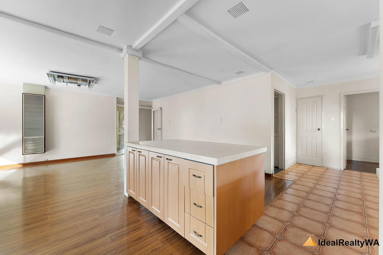 Additional image 9 of 18 Vesta Crescent, Shelley WA 6148