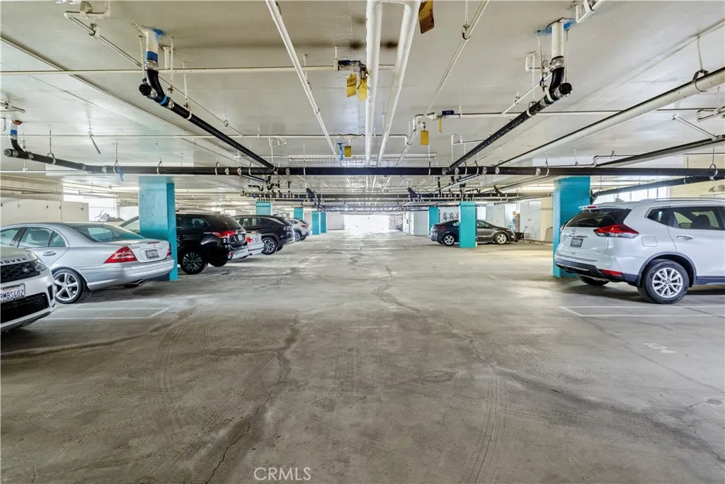 2872 Coast Circle Unit 104, Huntington Beach, CA 92649