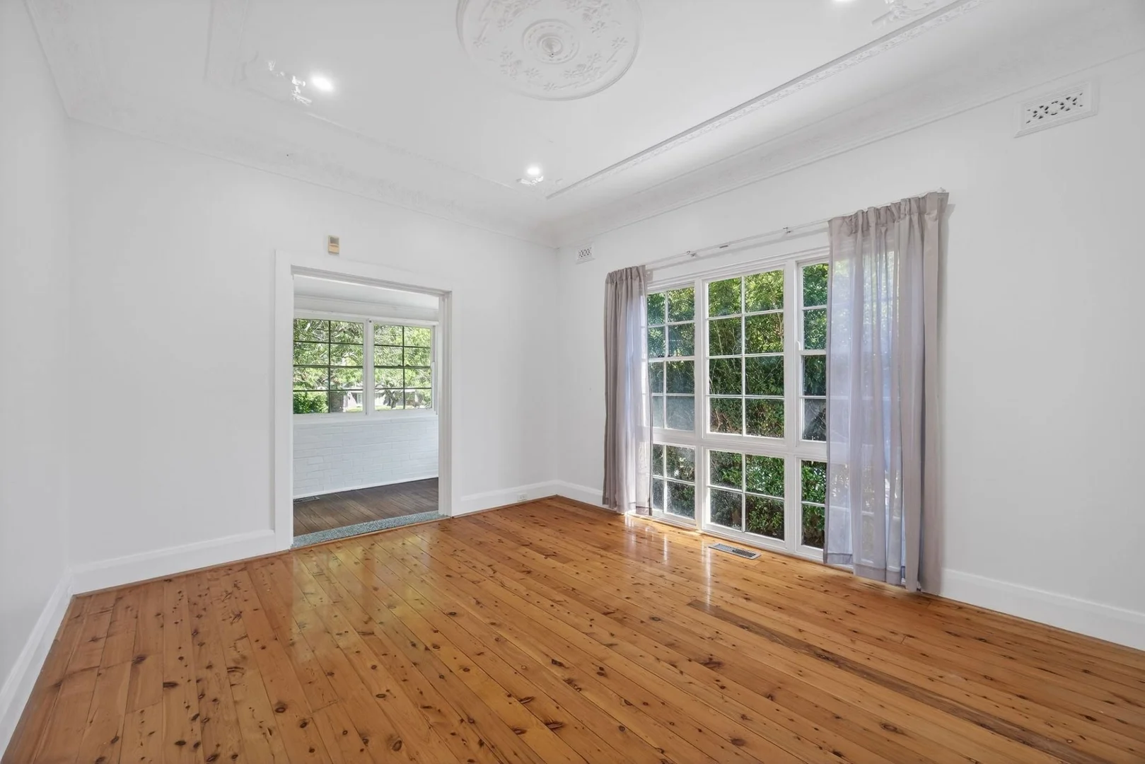 5 Cudgee St, Turramurra NSW 2074 photo 5
