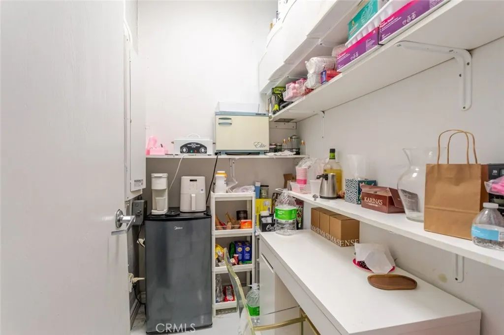 Additional image 17 of 13521 Sherman Way, Van Nuys, CA 91405