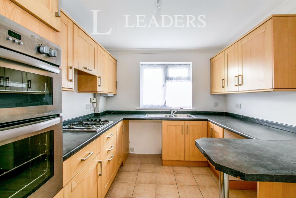 Symes Road, BH15 photo 3