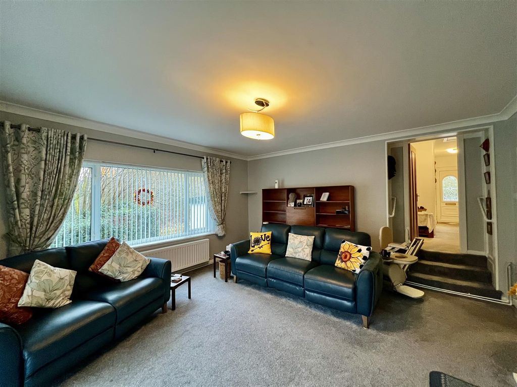 Additional image 2 of 3 bed detached bungalow for saleWaunhwyad Lane, Glanamman, Ammanford SA18