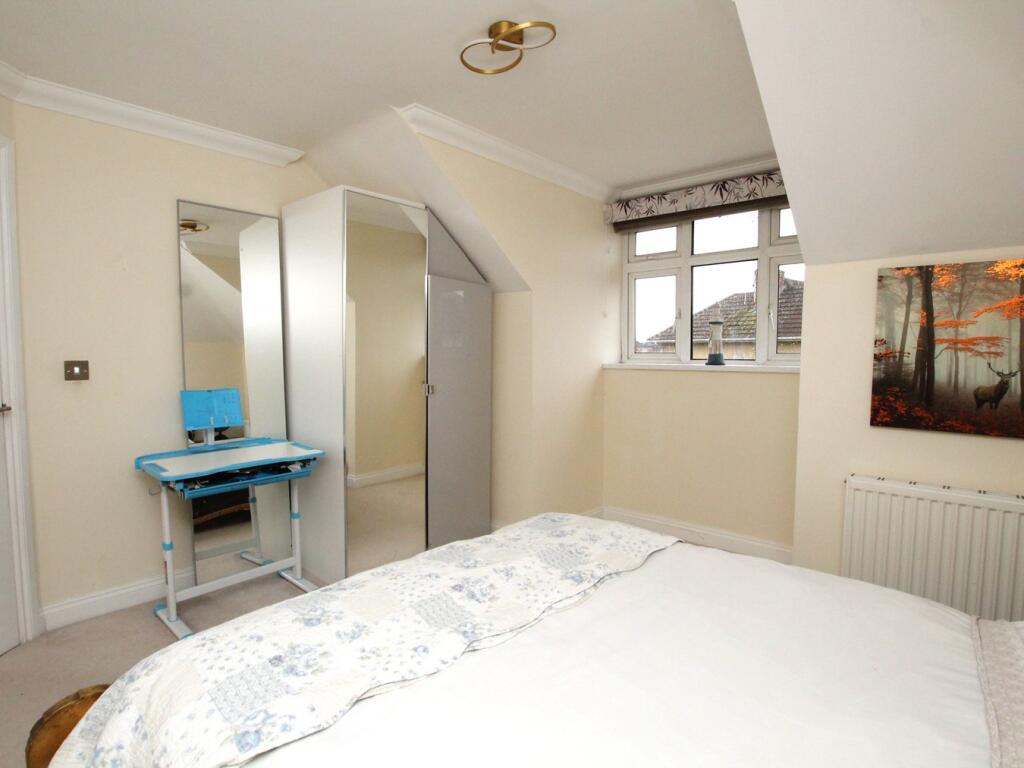Additional image 19 of Linthorpe Road, Poole, BH15