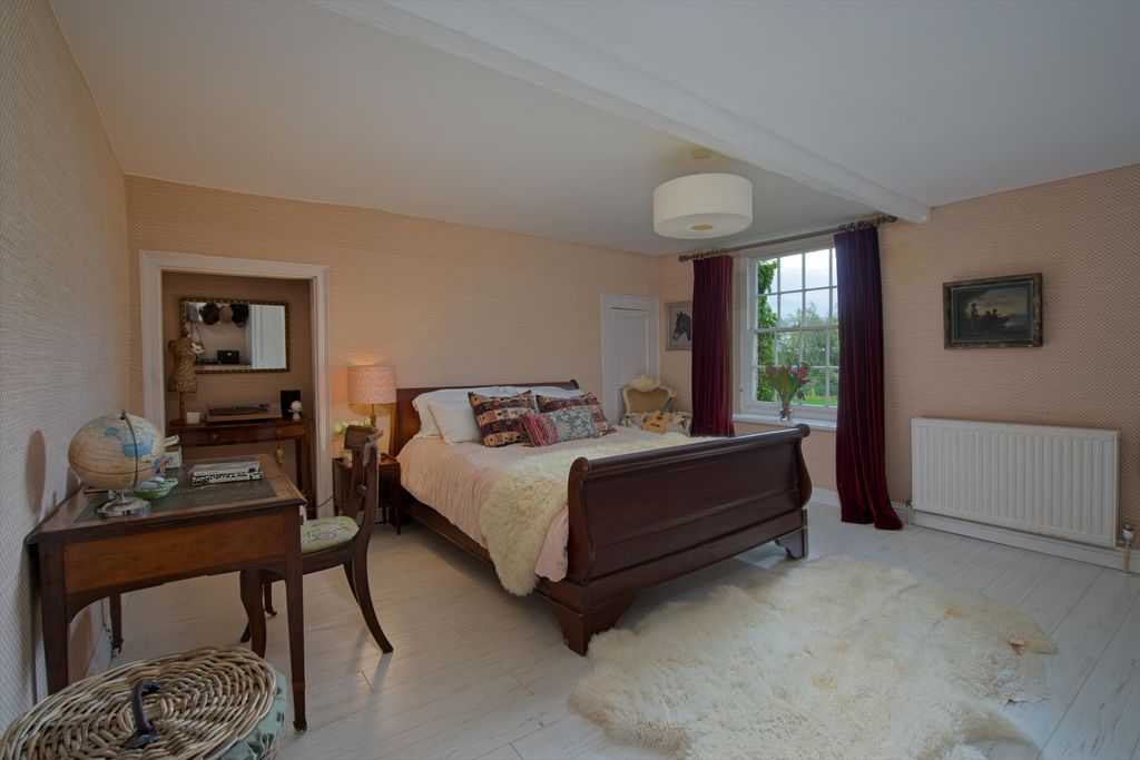 Additional image 11 of 6 bed detached house for saleLechlade, Gloucestershire GL7