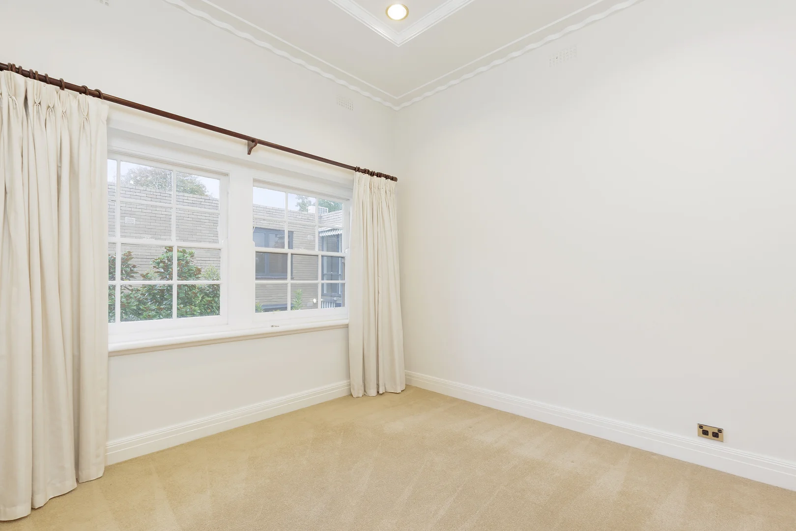 Additional image 4 of 6/340 Cotham Road, Kew VIC 3101