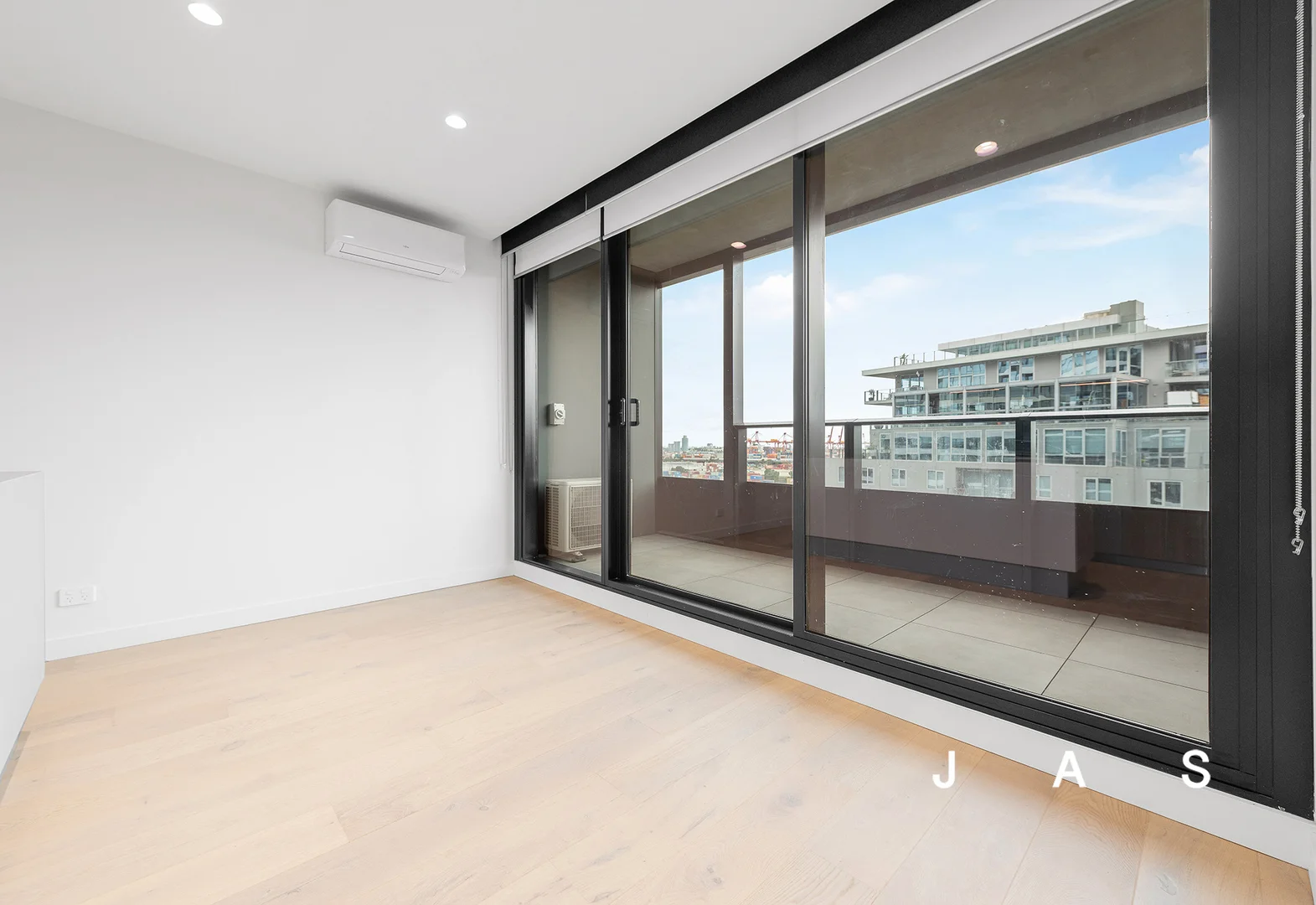 Additional image 8 of 709/2 Hallenstein St, Footscray VIC 3011