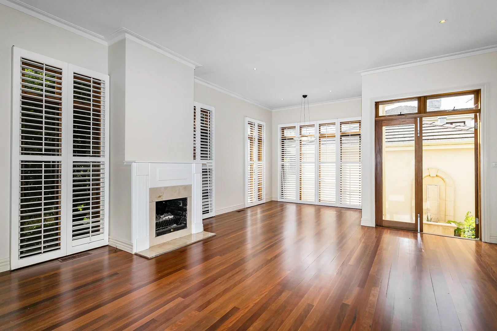 Additional image 2 of 2/5 Creswick Street, Glen Iris VIC 3146