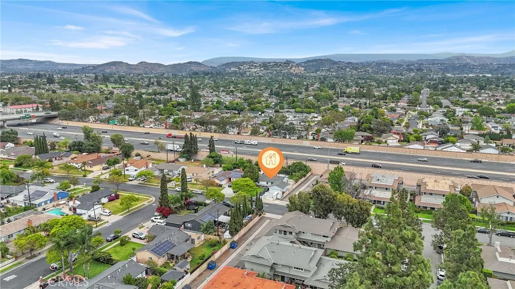2501 Deodar st, Santa Ana, CA 92705