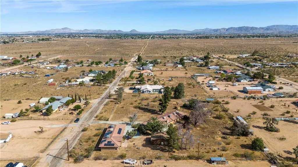 Additional image 147 of 9473 Juniper St, Apple Valley, CA 92308