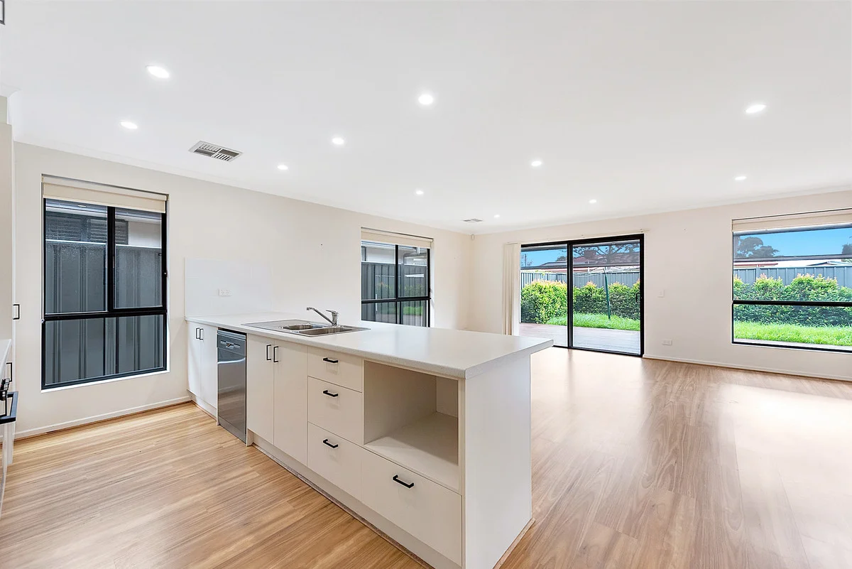 Additional image 2 of 35A Lowana Terrace, Taperoo SA 5017
